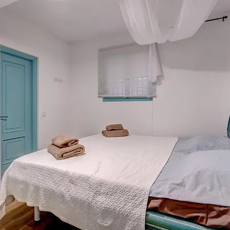 Laguna Azul Apartment Callao Salvaje